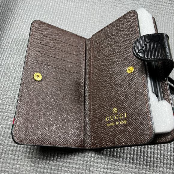 Gucci GG Universal Wallet Phone Case Womens One Size Black Embossed Wristlet - Picture 3 of 6